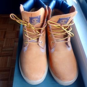 Boys Timberland Boots Waterproof Size 6
